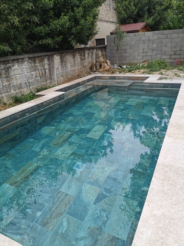 Piscines Verrier: Votre Expert en Réfection et Changement de Carrelage de Piscine à Lattes et ses Environs